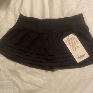 Black Lululemon tennis skirt